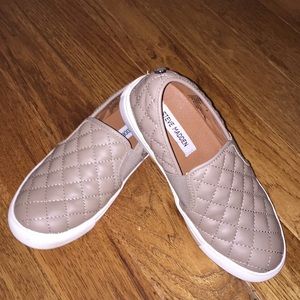 Steve Madden casual shoes